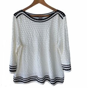 Chico's White and Black Textured Tunic